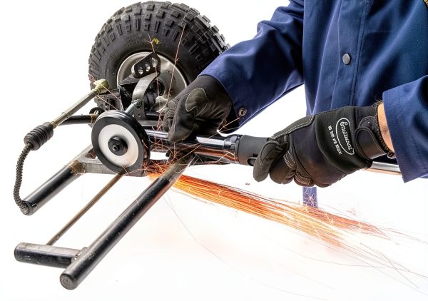 Eastwood 4 in. Low Profile Forward/Reverse Air Cut Off Tool 11,000 RPM-6